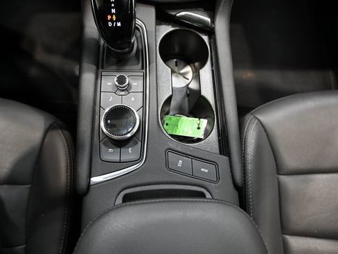 Used 2025 Cadillac XT5 Premium Luxury image 19