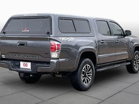 Used 2021 Toyota Tacoma TRD Sport w/ Technology Package AWD/4WD image 13