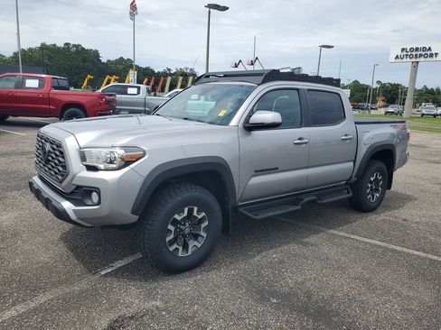 Used 2021 Toyota Tacoma TRD Off-Road AWD/4WD image 2