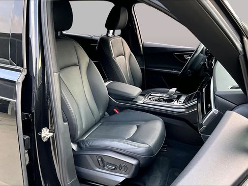 Used 2021 Audi Q7 3.0T Prestige w/ Prestige Package AWD/4WD image 9
