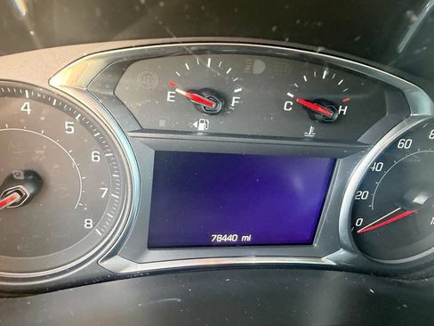 Used 2019 Chevrolet Equinox LT AWD/4WD image 13