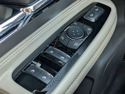 Certified 2024 Lincoln Corsair FWD w/ Equipment Group 101A image 29