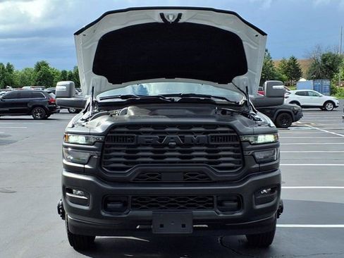 New 2025 RAM 3500 Tradesman AWD/4WD image 20