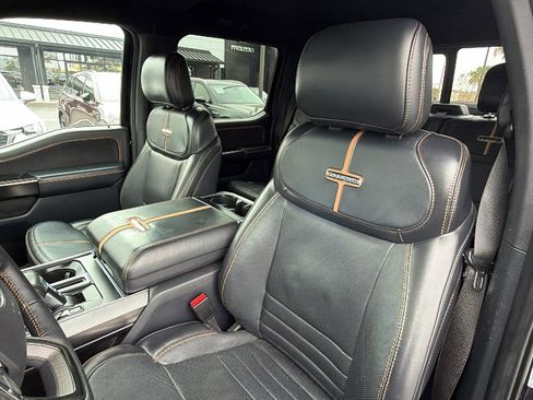 Used 2022 Ford F150 Platinum image 16