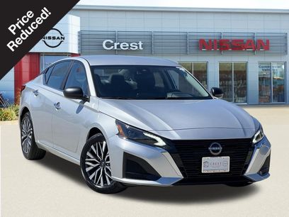 Used 2025 Nissan Altima 2.5 SV