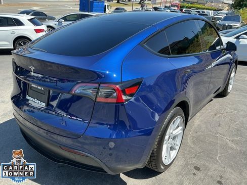 Used 2023 Tesla Model Y Long Range AWD/4WD image 84