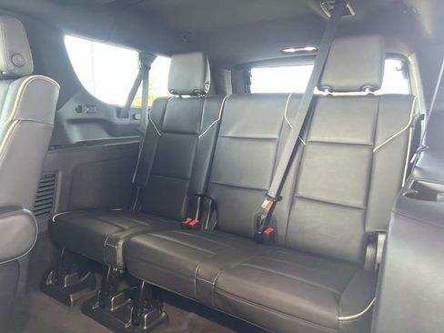 Used 2023 Cadillac Escalade ESV Premium Luxury image 24