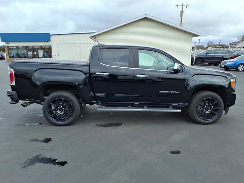 Certified 2022 GMC Canyon Denali image 7