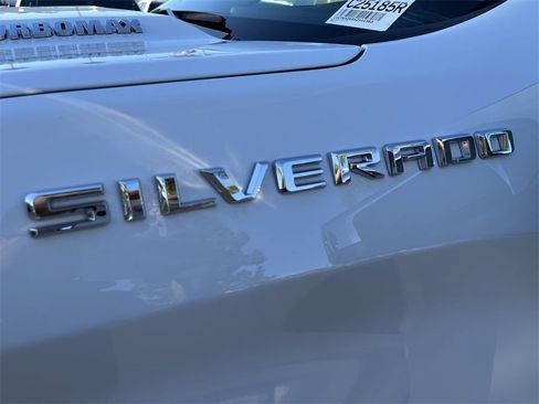 New 2025 Chevrolet Silverado 1500 LT AWD/4WD image 32
