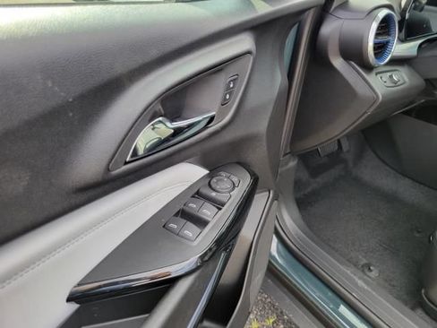New 2026 Chevrolet Trax LT w/ Sunroof Package FWD image 10