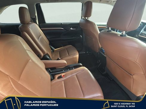 Used 2018 Toyota Highlander Limited Platinum AWD/4WD image 27