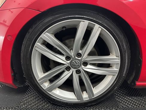 Used 2017 Volkswagen Golf SEL image 36