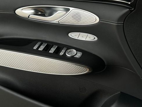 Used 2024 Genesis GV70 3.5T Sport image 21