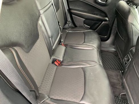 Used 2018 Jeep Compass Latitude w/ Popular Equipment Group AWD/4WD image 15