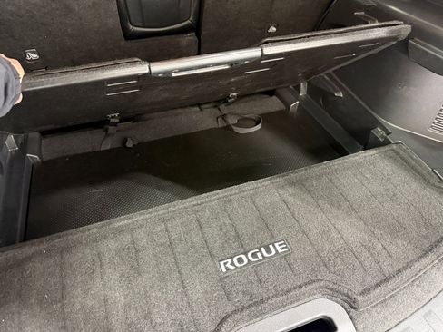 Used 2020 Nissan Rogue SL image 44