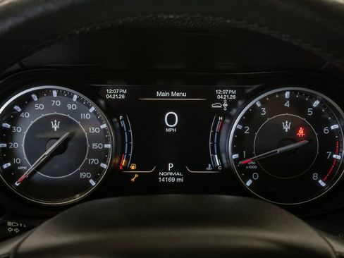 Used 2022 Maserati Levante GT image 16