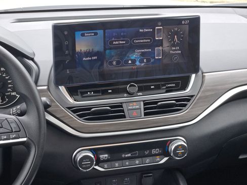 New 2026 Nissan Altima 2.5 SV FWD image 15