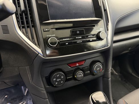 Used 2019 Subaru Crosstrek 2.0i Premium AWD/4WD image 20