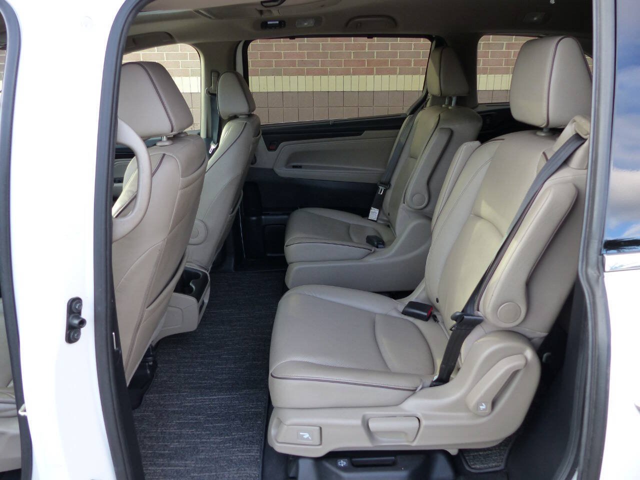 Used 2021 Honda Odyssey Elite image 43