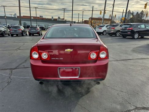 Used 2010 Chevrolet Malibu LTZ w/ HFV6 Engine Package image 14