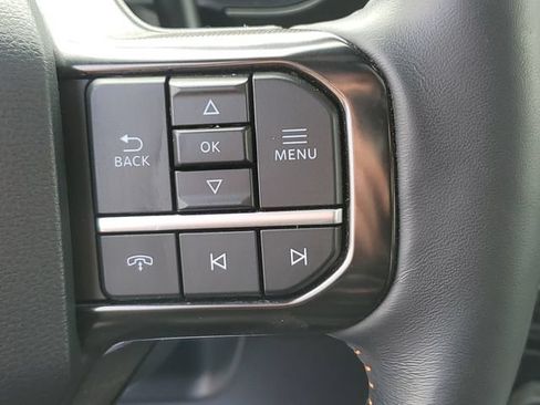 Used 2024 Ford F250 Platinum AWD/4WD image 12