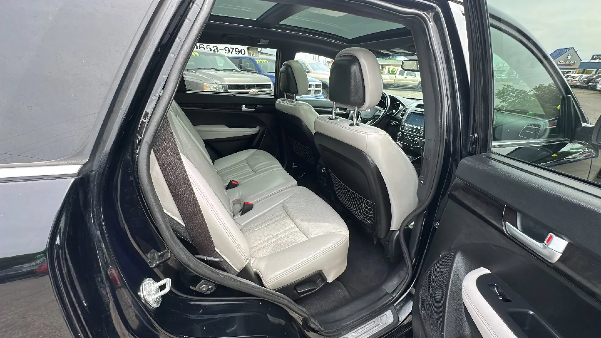 Used 2014 Kia Sorento SX w/ 3rd Row Package AWD/4WD image 13