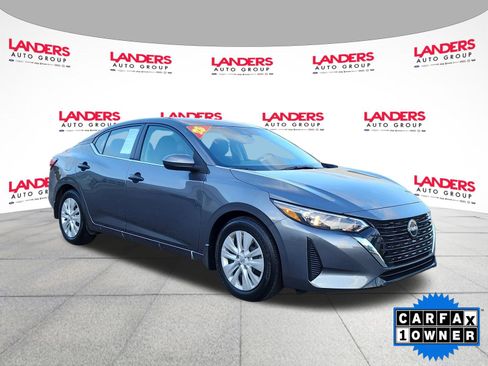 Used 2025 Nissan Sentra S image 1