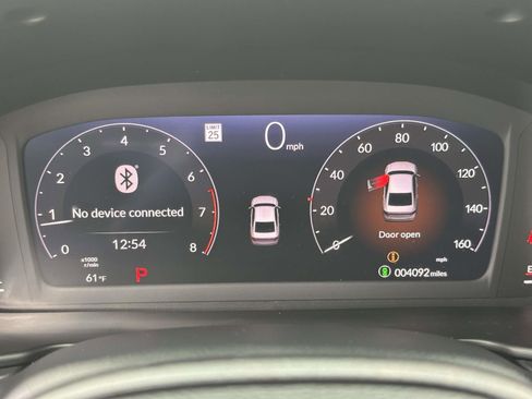 Certified 2025 Honda Accord SE image 5