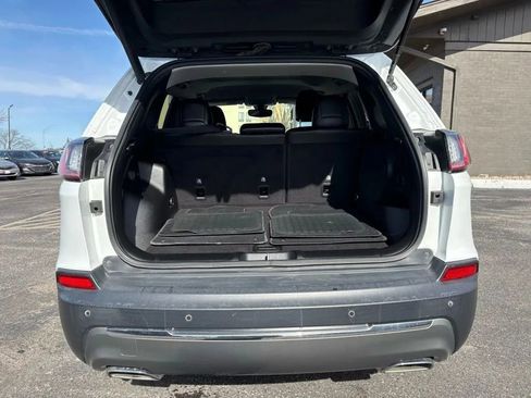 Used 2019 Jeep Cherokee Limited AWD/4WD image 9