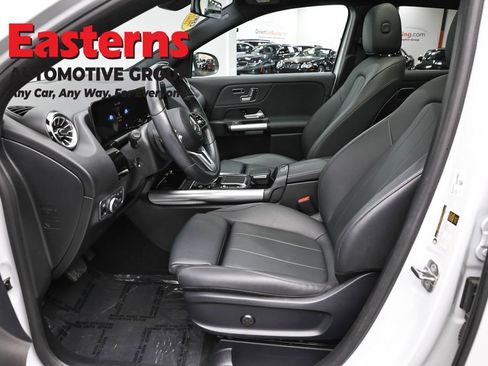Used 2023 Mercedes-Benz GLA 250 4MATIC w/ Premium Package image 14