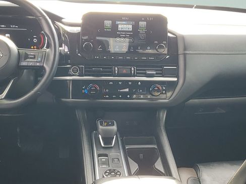 Used 2023 Nissan Pathfinder Platinum w/ Cargo Package AWD/4WD image 15