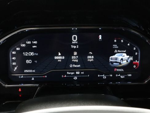 Used 2023 GMC Sierra 1500 SLE image 29