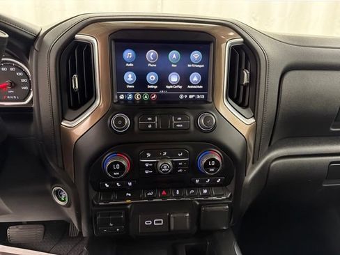 Used 2022 Chevrolet Silverado 1500 High Country AWD/4WD image 24