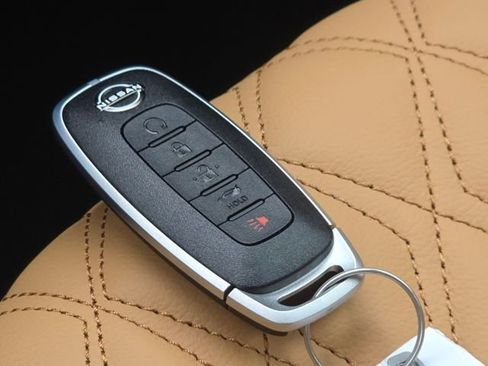 New 2025 Nissan Sentra SV w/ SV Premium Package image 28