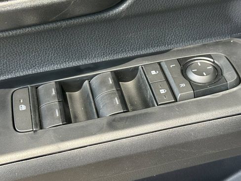 New 2026 Toyota Tacoma SR5 AWD/4WD image 12