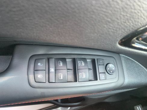Used 2025 Dodge Durango R/T AWD/4WD image 14