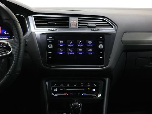 Used 2023 Volkswagen Tiguan SE R-Line AWD/4WD image 19