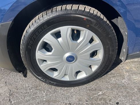 Used 2022 Ford Transit Connect XL image 23