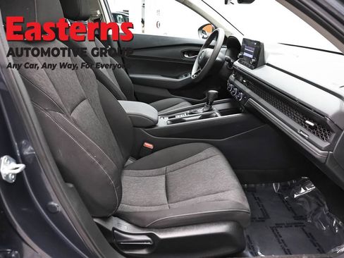Used 2025 Honda Accord SE image 23