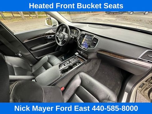 Used 2018 Volvo XC90 T6 Momentum w/ Convenience Package image 23