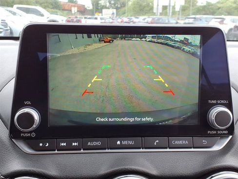 Used 2025 Nissan Sentra SV FWD image 12