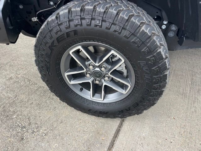 Used 2026 Jeep Gladiator Mojave AWD/4WD image 27