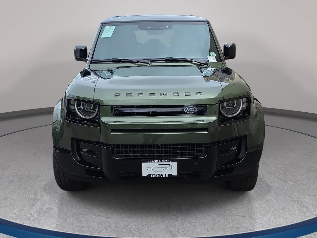 New 2026 Land Rover Defender 110 X-Dynamic SE AWD/4WD image 2