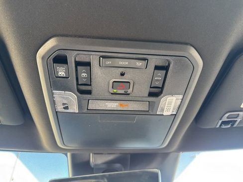 New 2026 Toyota Tundra Limited AWD/4WD image 28