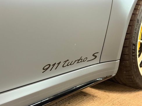 Used 2017 Porsche 911 Turbo AWD/4WD image 34
