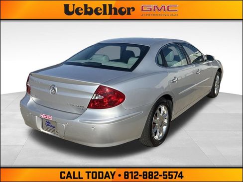 Used 2005 Buick LaCrosse CXS w/ Gold Convenience Package FWD image 7