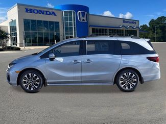 New 2026 Honda Odyssey Elite video 2