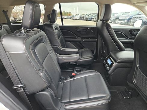Used 2024 Lincoln Aviator Reserve image 29