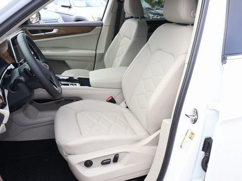 New 2026 Volkswagen Atlas SE image 12
