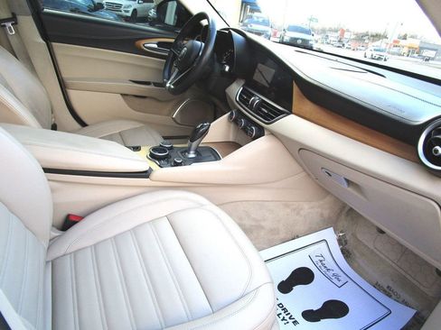 Used 2017 Alfa Romeo Giulia Ti w/ TI Lusso Light Wood Package image 14